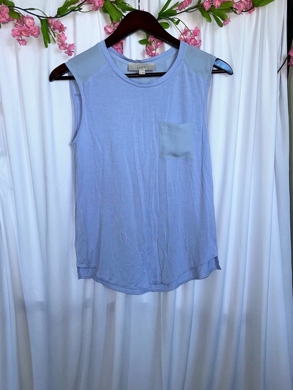Loft Lavender Sleeveless Pocket Top